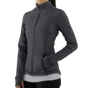 Lululemon Forme Full Zip Thumbholes Jacket Sz 4 EUC Gym Running Athleisure Gray